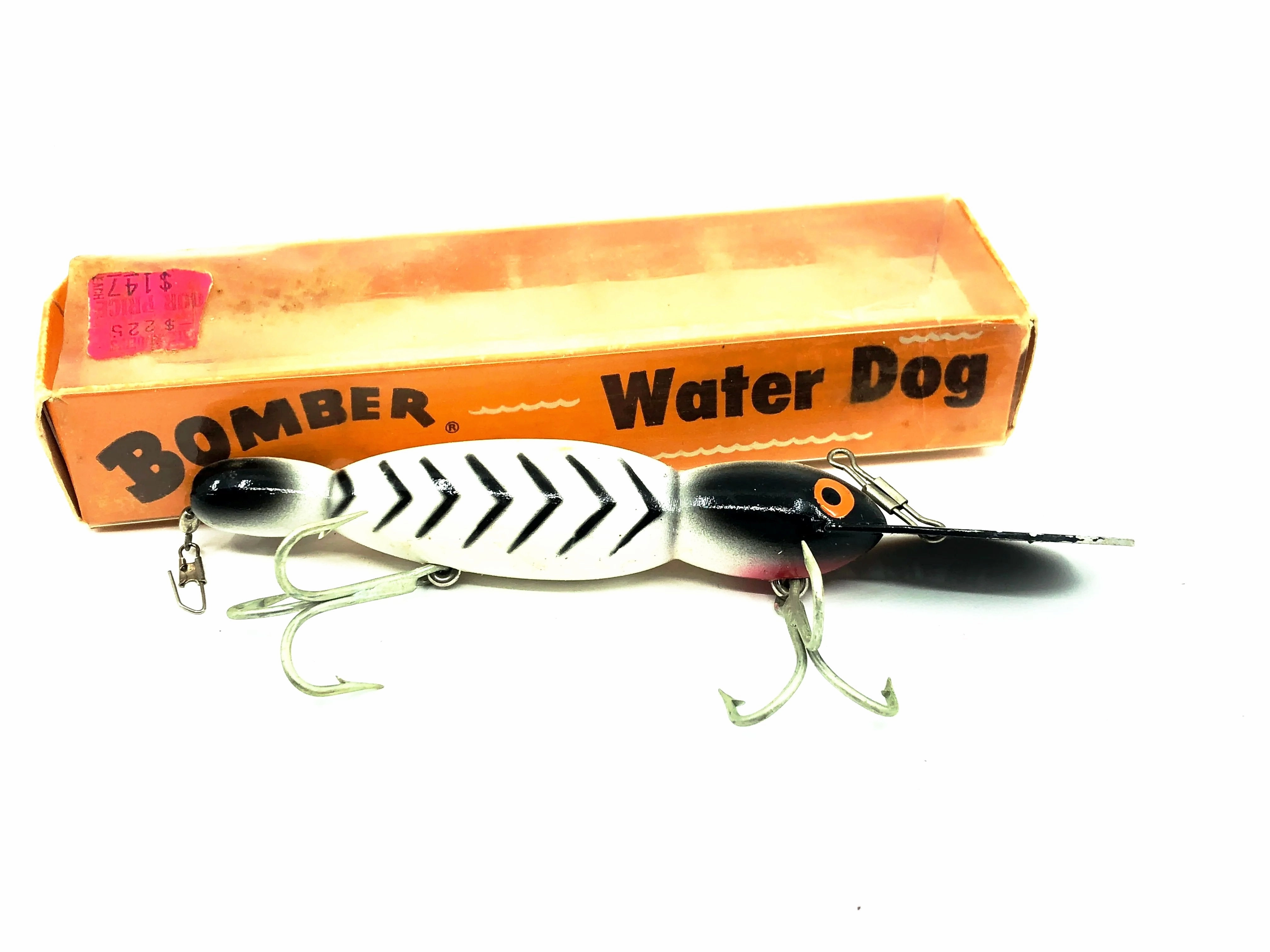 Bomber Waterdog 1600 Series, #06 White/Black Ribs Color w/Box - Plastic