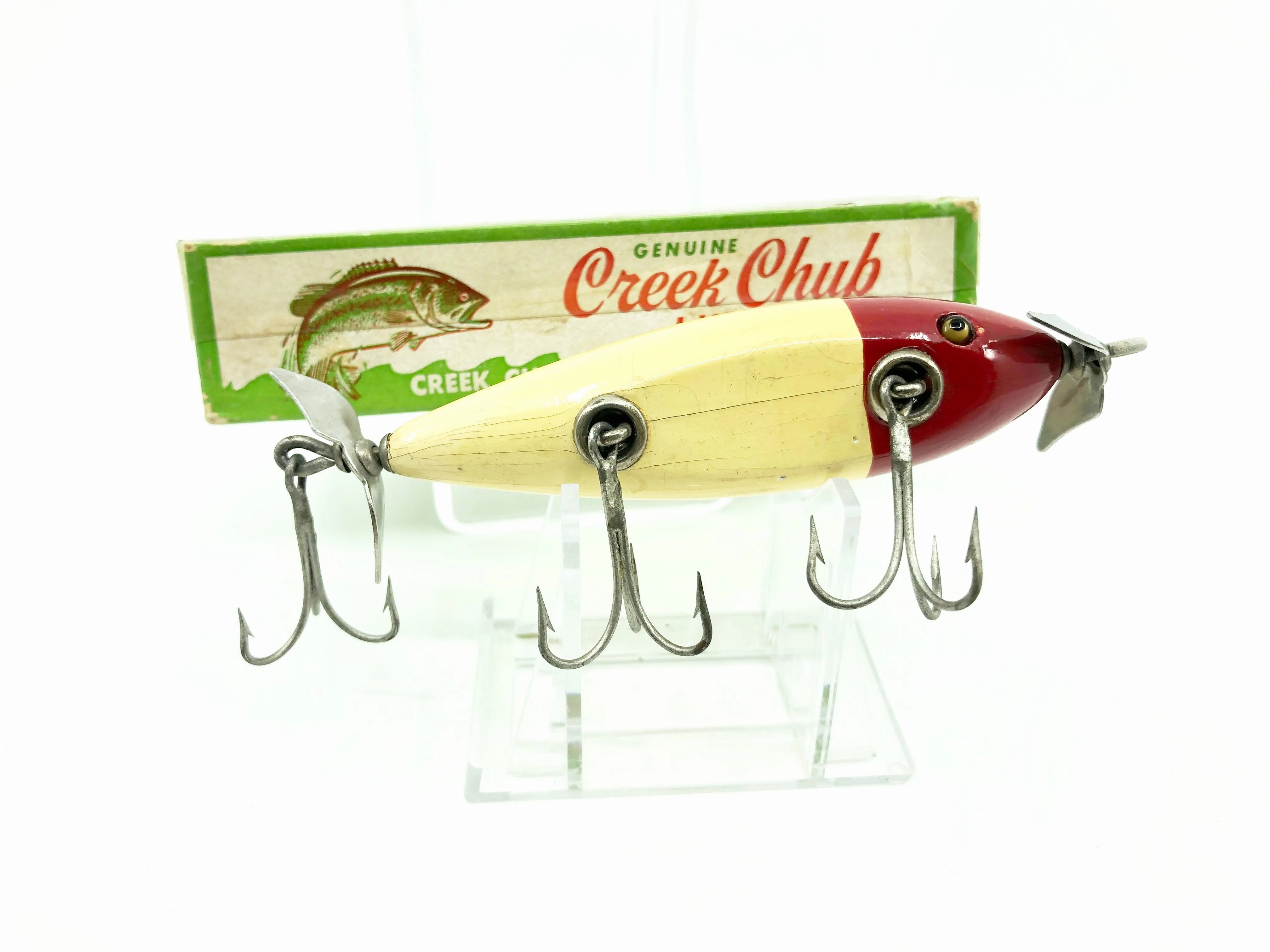 Creek Chub Injured Minnow 1500 Red White 1502 Color with Plastic Top Box