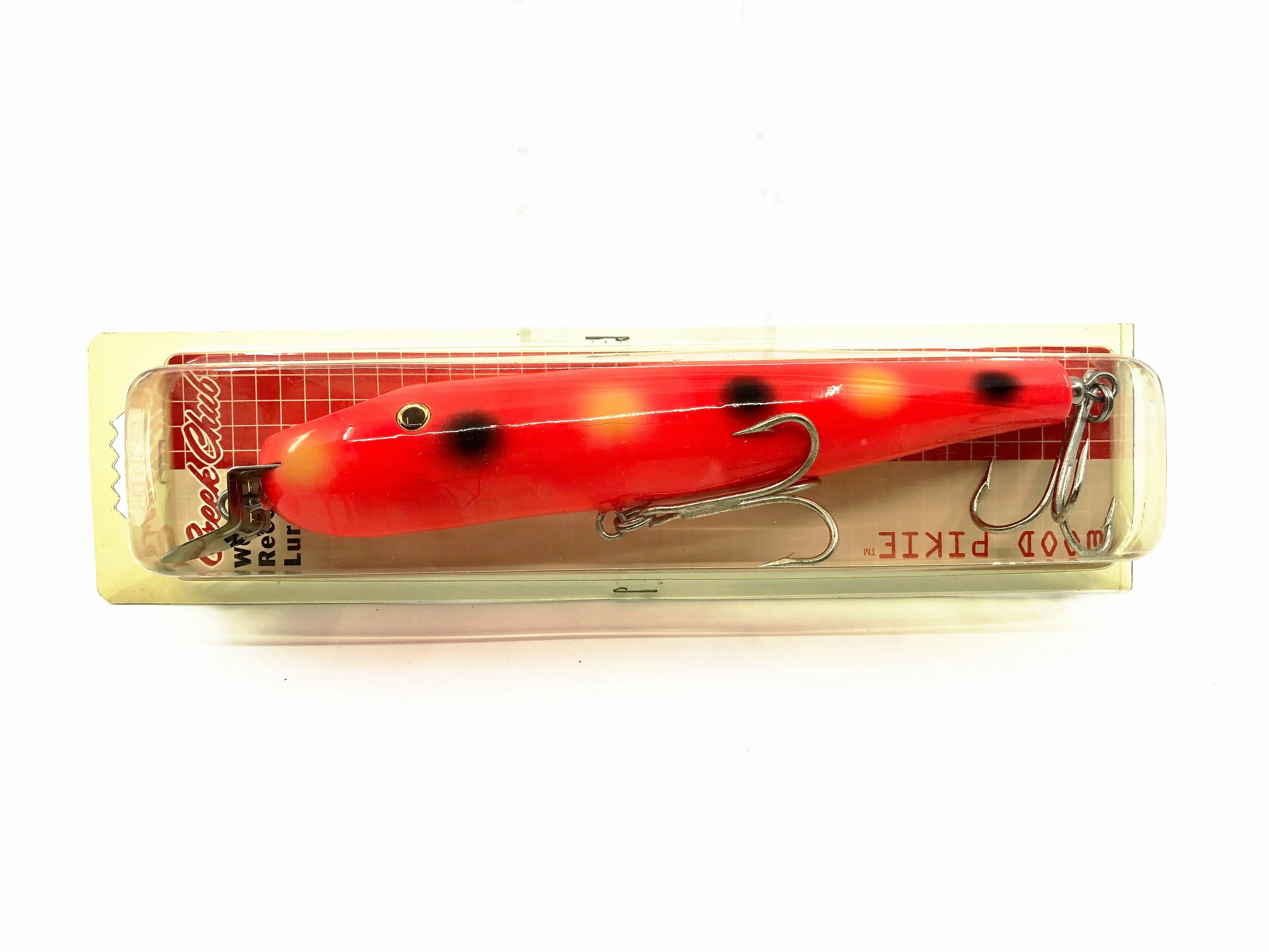 Creek Chub Wooden Giant Straight Pikie 6800, OS Orange Spotted Color, New on Card Old Stock
