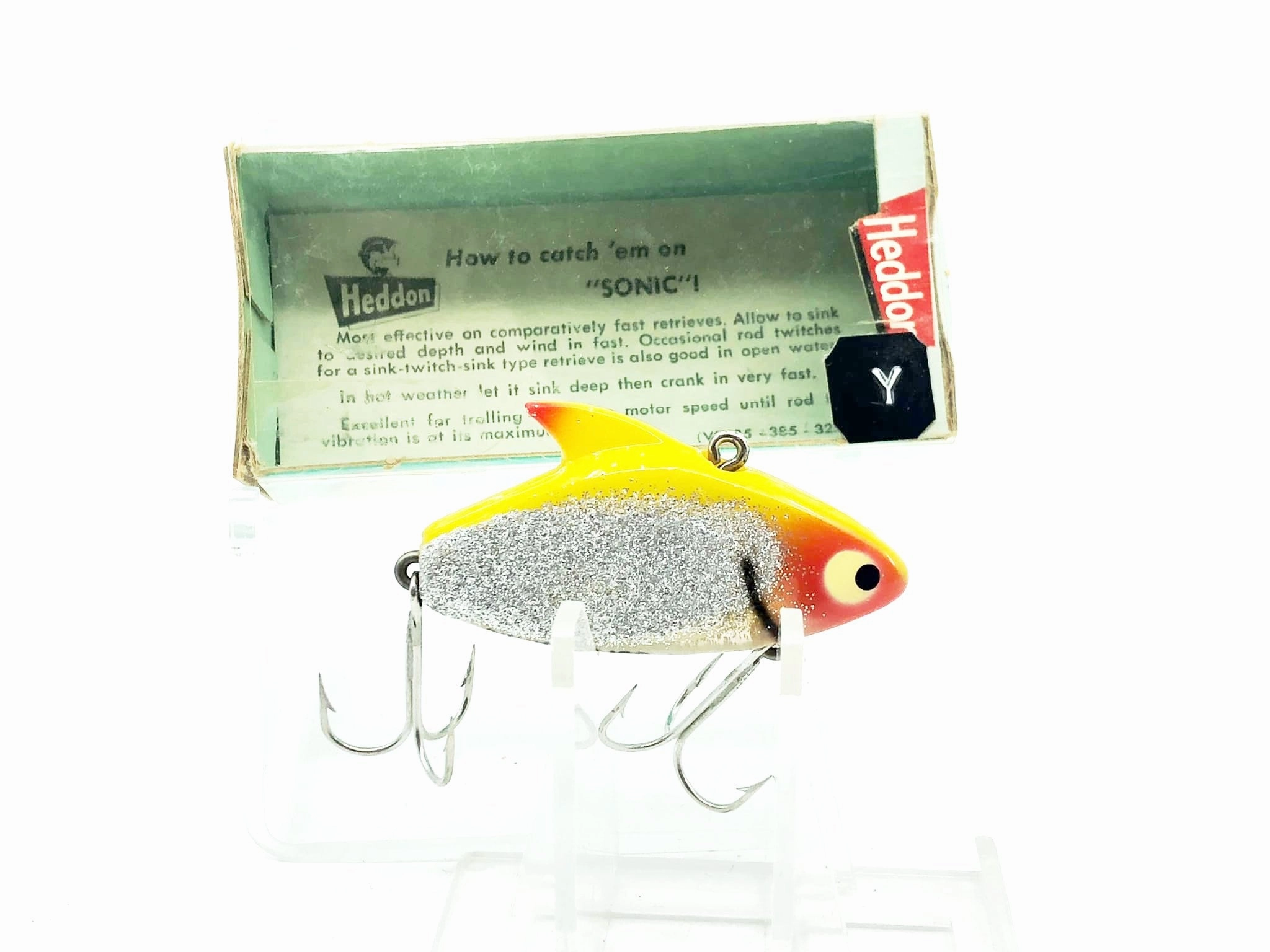Heddon V9385 Vibra Flash Sonic Y Color with Box